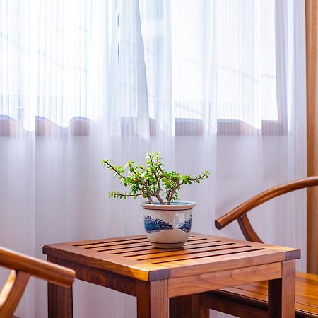 Guihua Road 106Th Hostel Чжанцзяцзе Екстер'єр фото