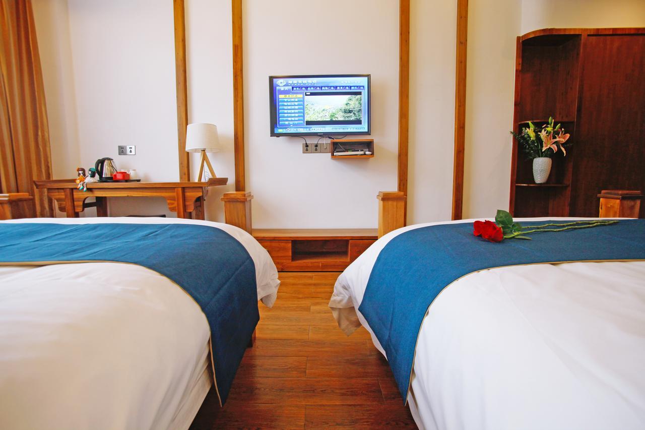 Guihua Road 106Th Hostel Чжанцзяцзе Екстер'єр фото