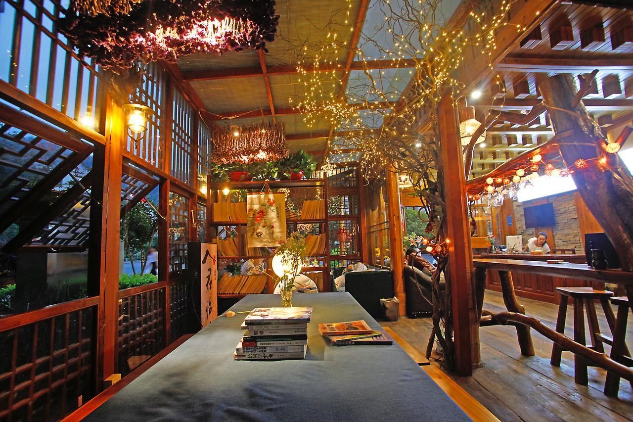 Guihua Road 106Th Hostel Чжанцзяцзе Екстер'єр фото