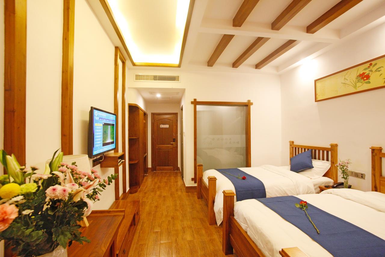 Guihua Road 106Th Hostel Чжанцзяцзе Екстер'єр фото